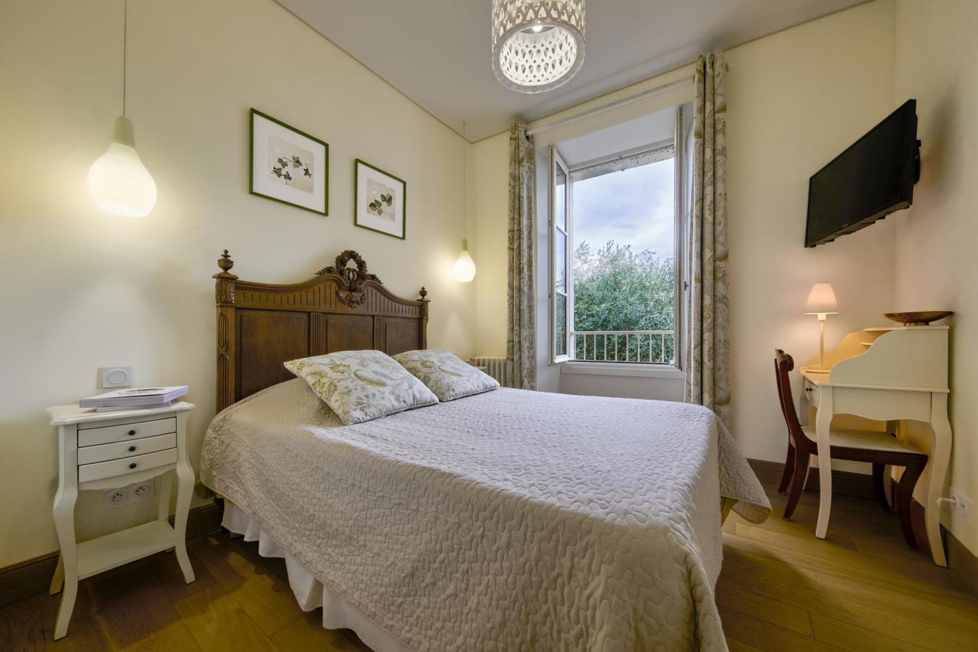 Hotel Diderot Chinon Dış mekan fotoğraf